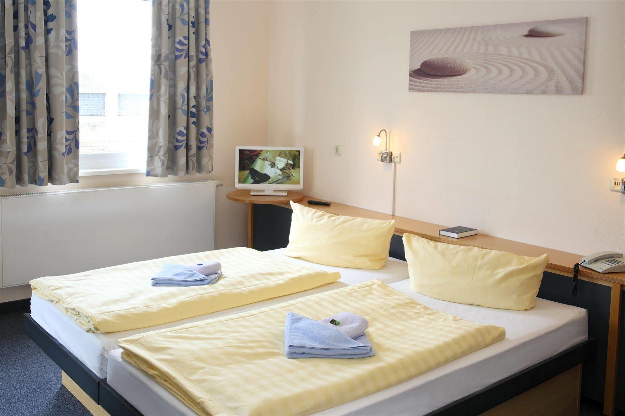 Vch Hotel Greifswald Exterior foto